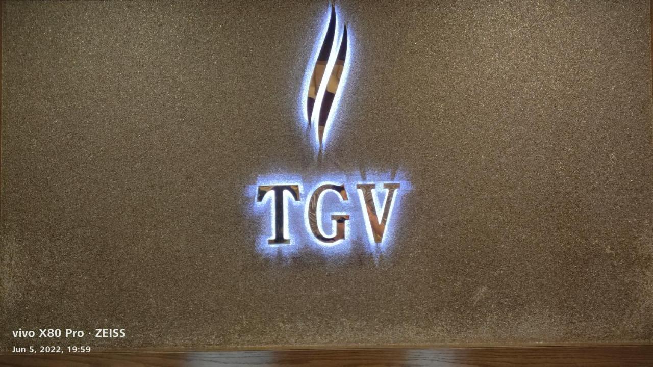 Tgv Hotel Amhedabad Dış mekan fotoğraf